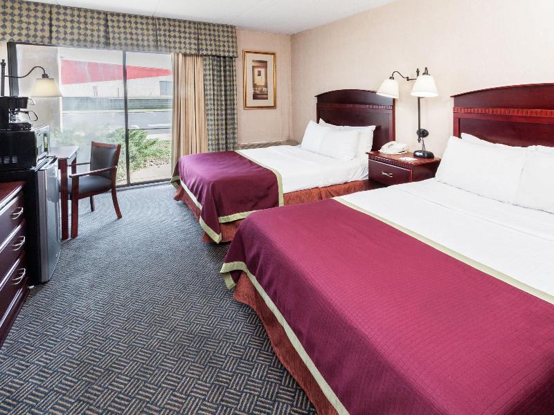 Baymont by Wyndham Michigan City image
