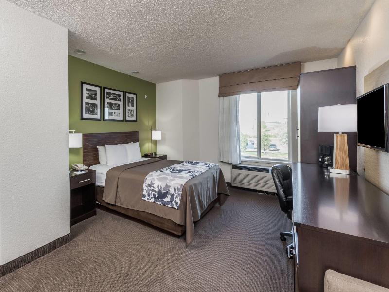 Baymont by Wyndham Pueblo image