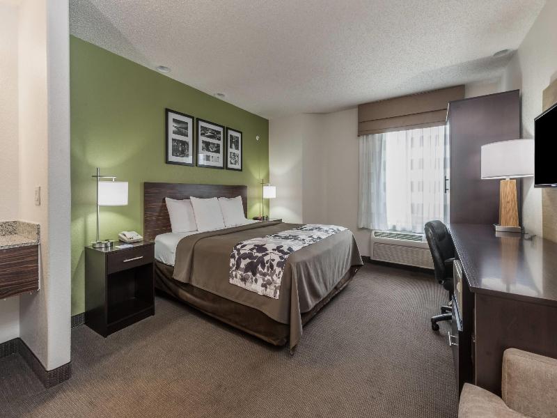 Baymont by Wyndham Pueblo image