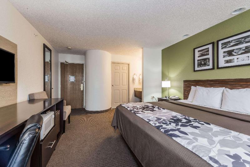Baymont by Wyndham Pueblo image