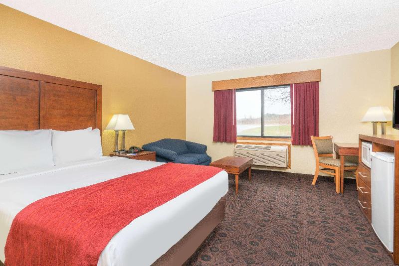Baymont by Wyndham Kasson Rochester Area image 5