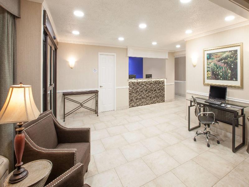Baymont by Wyndham Texarkana