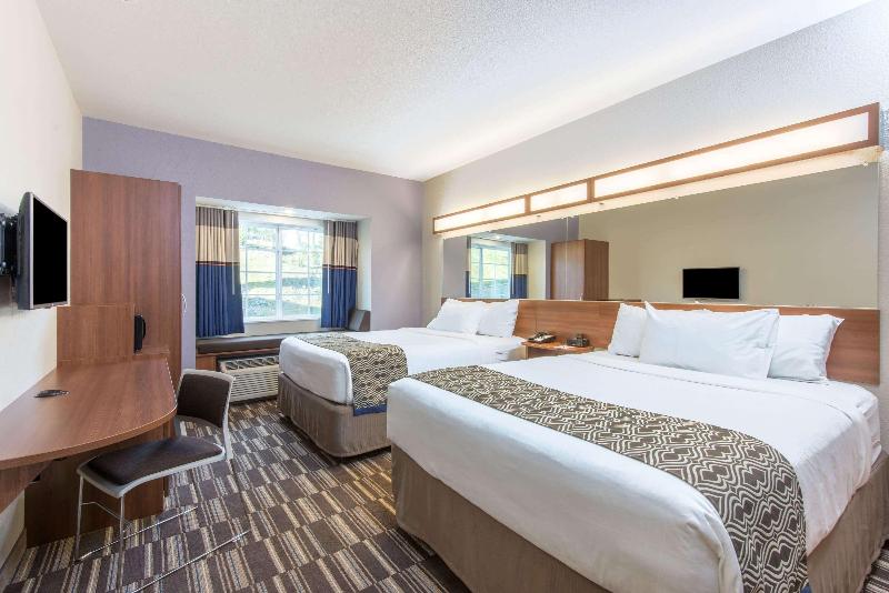Microtel Inn & Suites By Wyndham Cadiz image