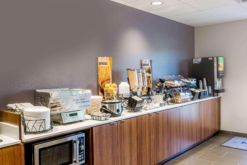 Microtel Inn & Suites By Wyndham Tioga image 1