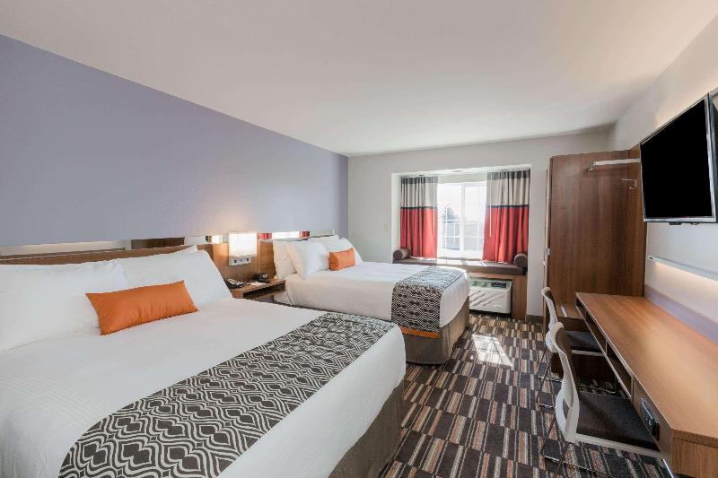 Microtel Inn & Suites By Wyndham Tioga image 6