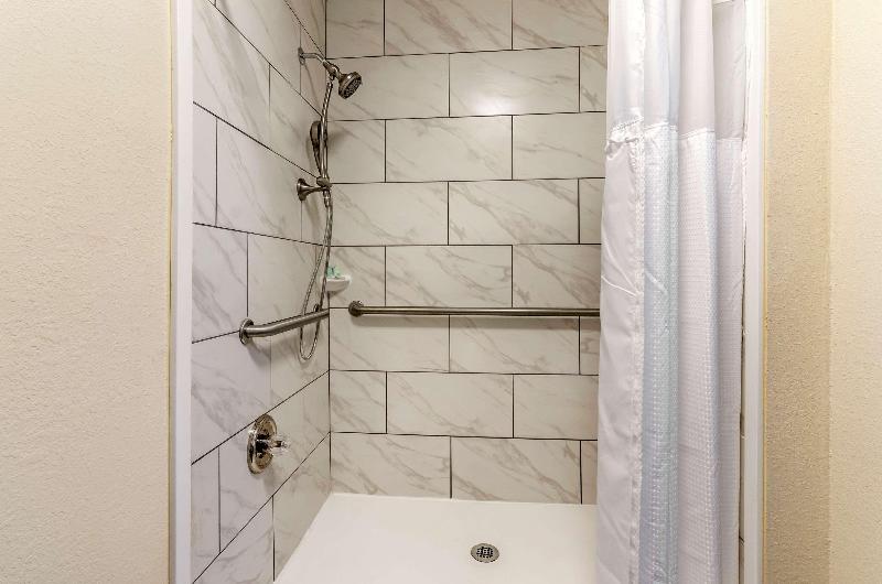 Quality Inn Verona - Staunton North image
