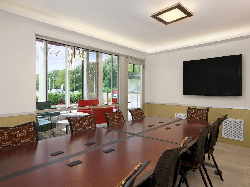 Ramada by Wyndham Rockville Centre image