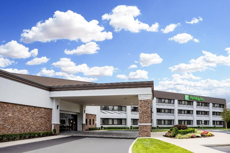 Holiday Inn Long Island-Islip Arpt East image