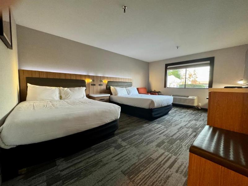 La Casa Modesto Ascend Hotel Collection image