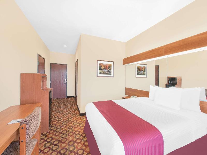 DOUBLE Accessible-Queen Size Bed