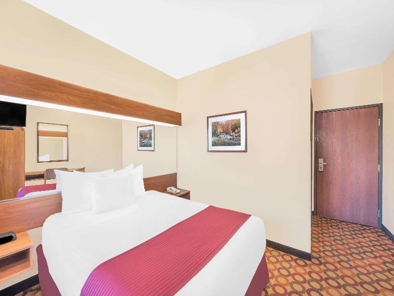 DOUBLE Accessible-Queen Size Bed