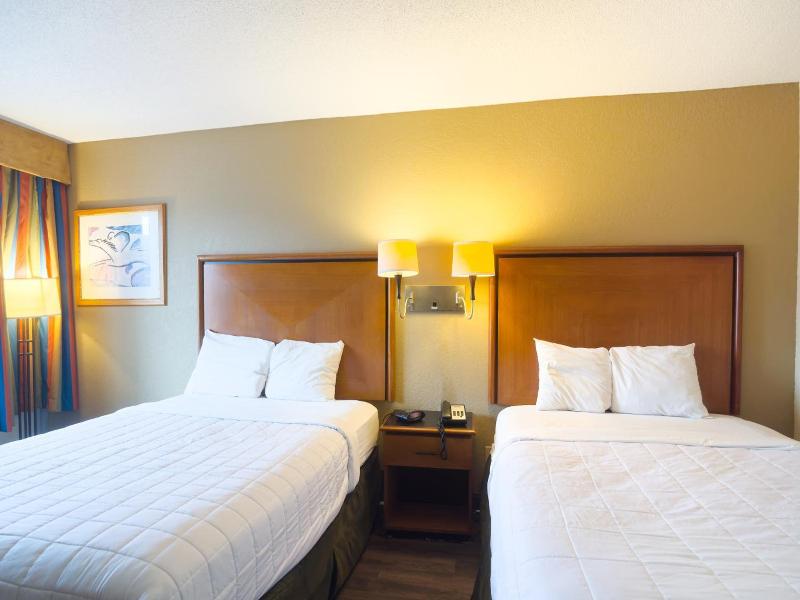 Travelodge by Wyndham Harriman image