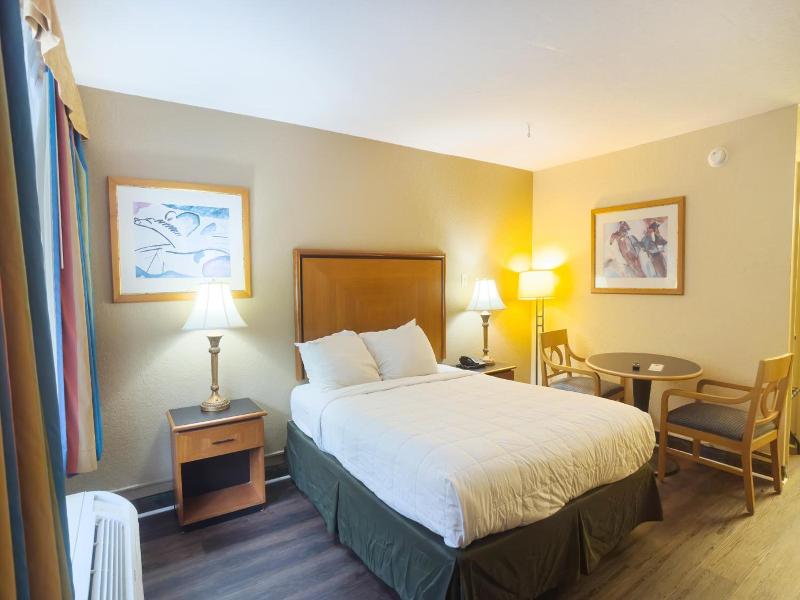 Travelodge by Wyndham Harriman image