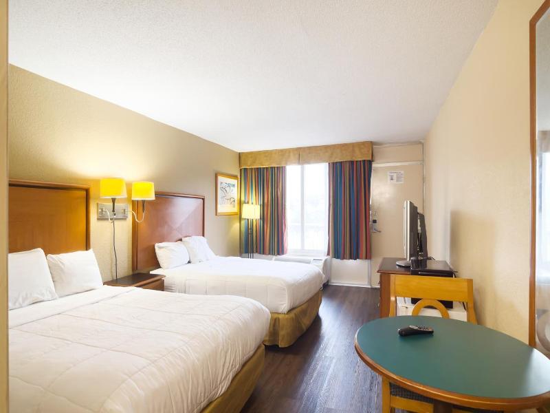 Travelodge by Wyndham Harriman image
