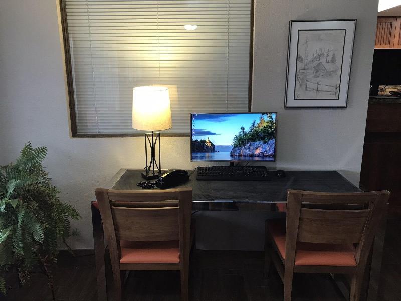 Days Inn by Wyndham International Falls image