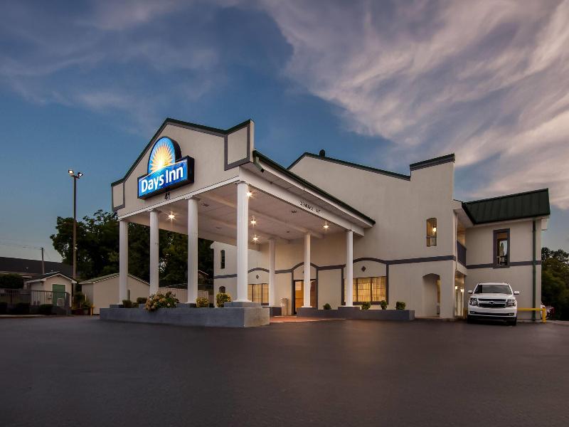 Days Inn by Wyndham Lexington image