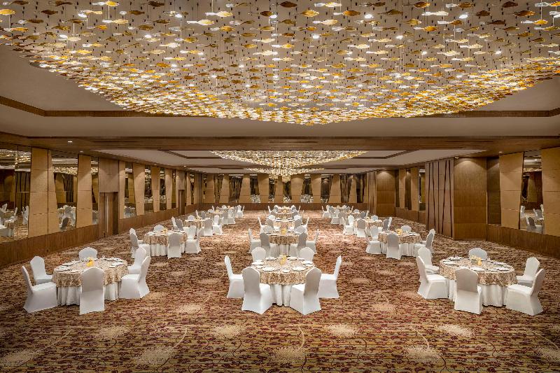 Radisson Hotel Kandla image