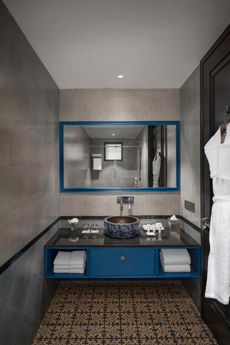 Radisson Hotel Kandla image
