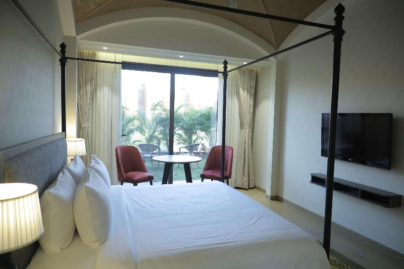 Radisson Hotel Kandla image