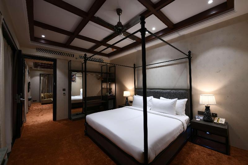 Radisson Hotel Kandla image