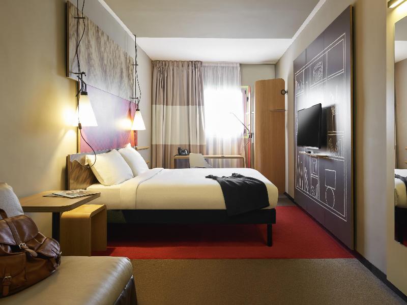 Ibis Jerusalem City Center image