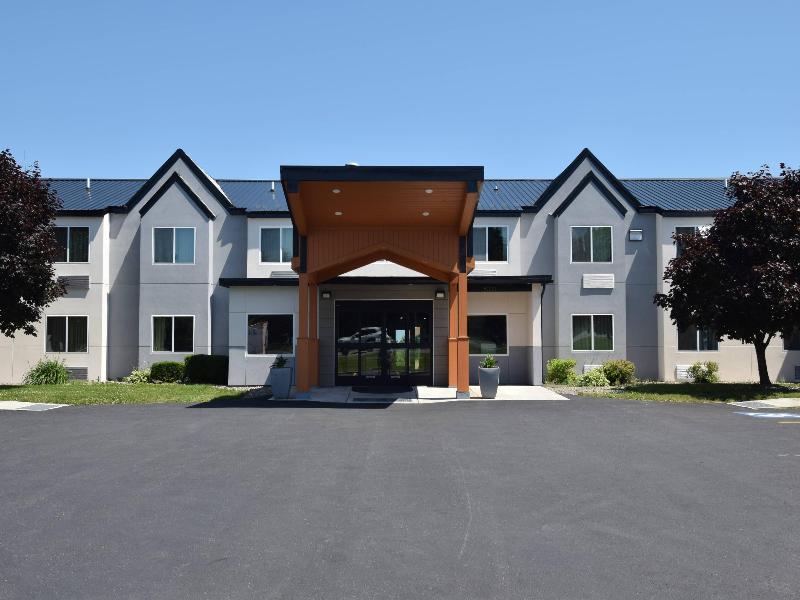 QUALITY INN SUITES WATERTOWN FORT DRUM