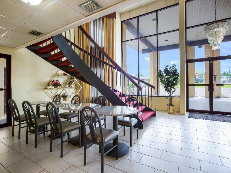 Knights Inn Bonifay image