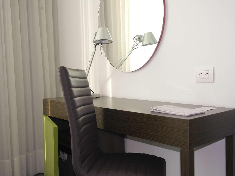 Hampton by Hilton Medellin image