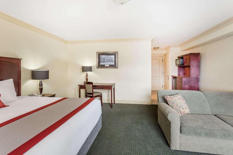 Ramada by Wyndham Hinton image