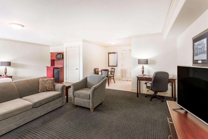 Ramada by Wyndham Hinton image