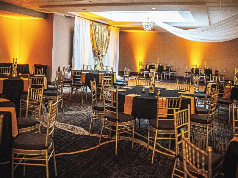 Delta Hotels by Marriott Cincinnati Sharonville image