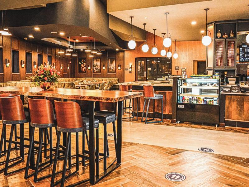 Delta Hotels by Marriott Cincinnati Sharonville image