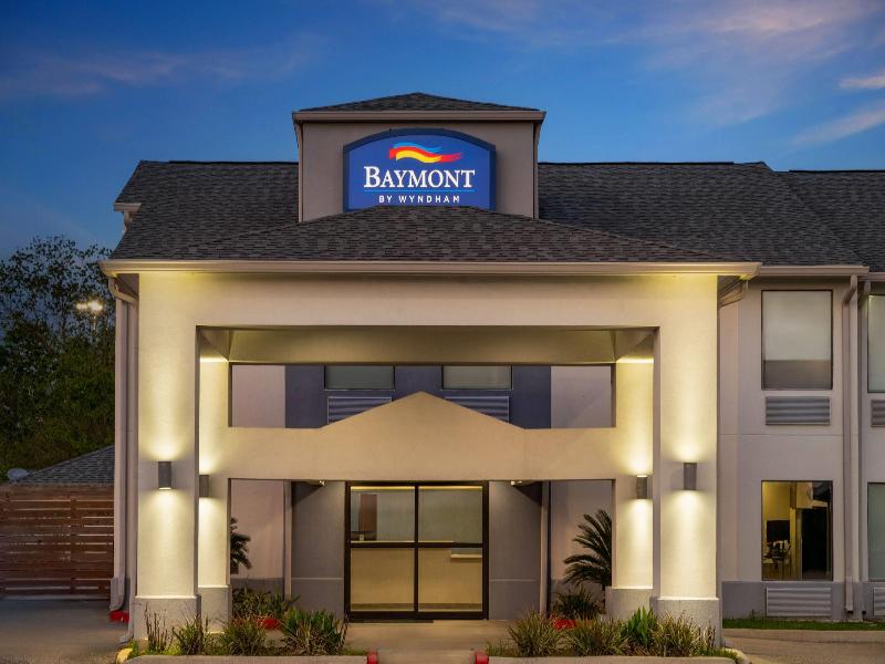 Baymont by Wyndham Iowa Lake Charles image