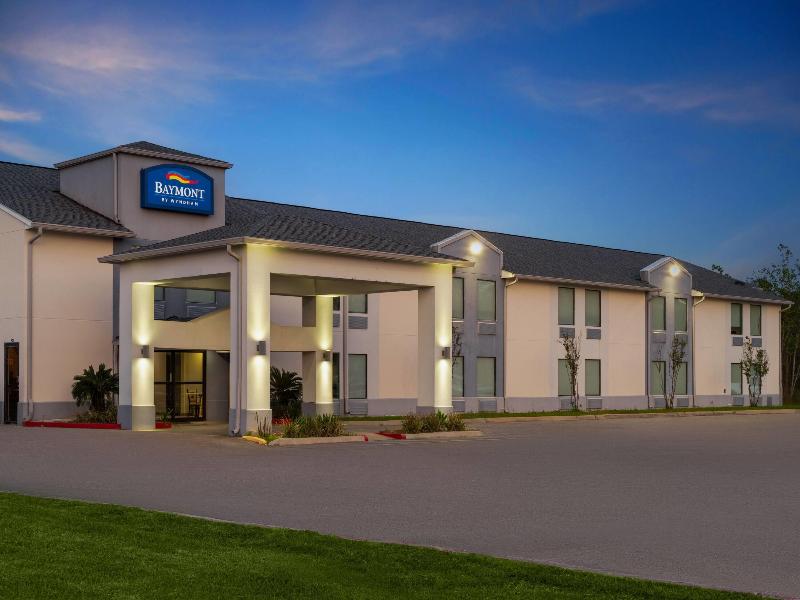 Baymont by Wyndham Iowa Lake Charles image