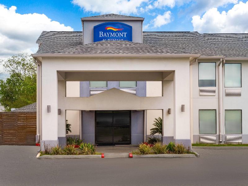 Baymont by Wyndham Iowa Lake Charles image
