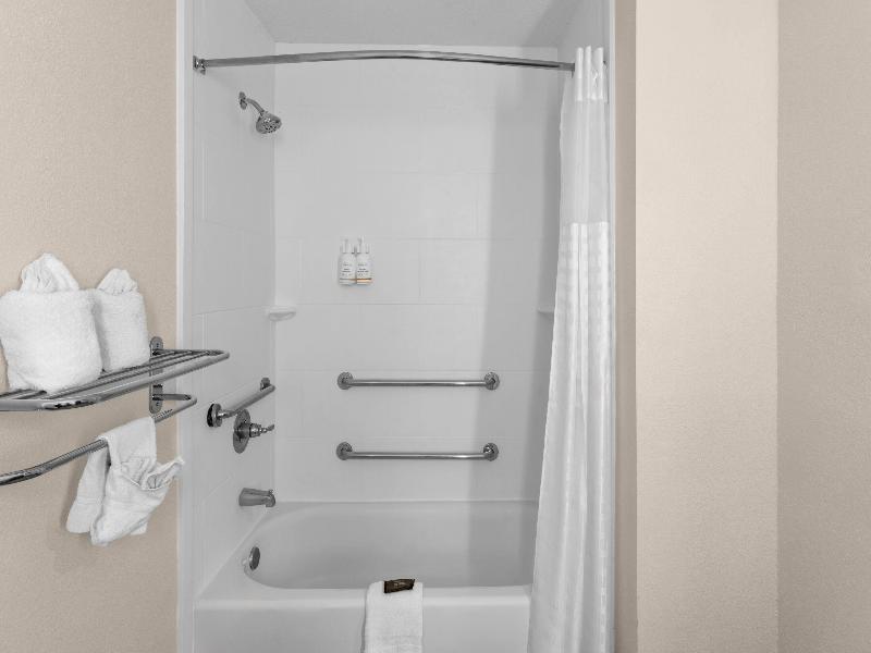 Baymont by Wyndham Iowa Lake Charles image