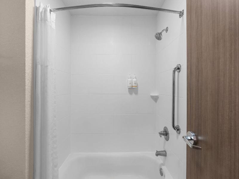 Baymont by Wyndham Iowa Lake Charles image