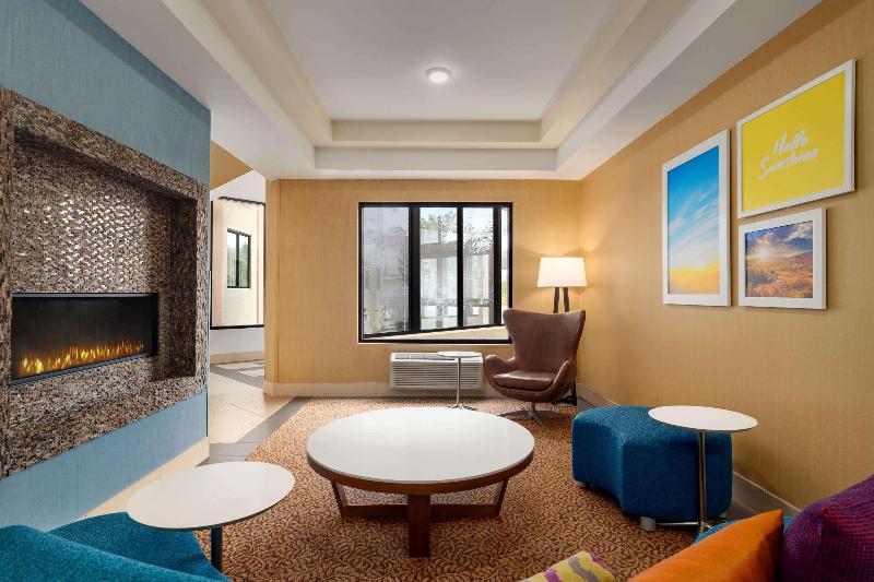 Days Inn by Wyndham Tamworth image