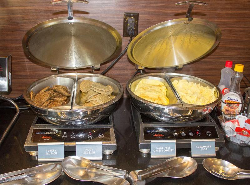 Fairfield Inn & Suites Geneva Finger Lakes image
