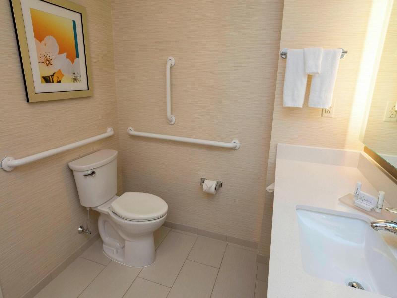 Fairfield Inn & Suites Geneva Finger Lakes image