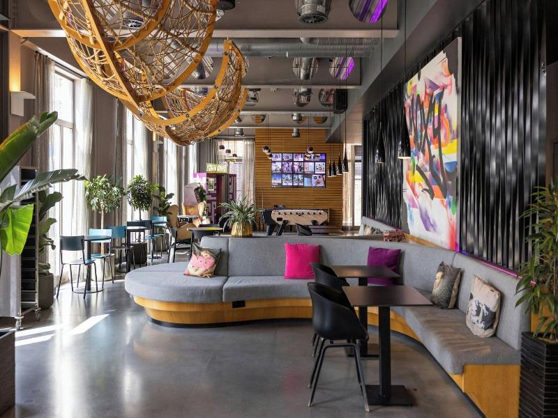 Moxy London Excel image