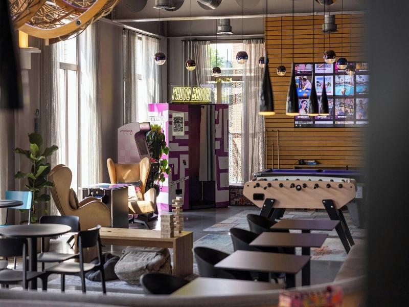 Moxy London Excel image