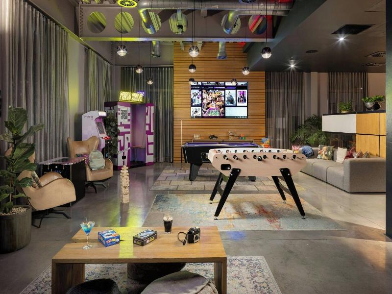 Moxy London Excel image