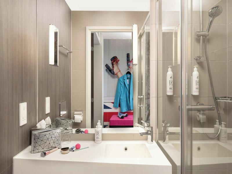 Moxy London Excel image