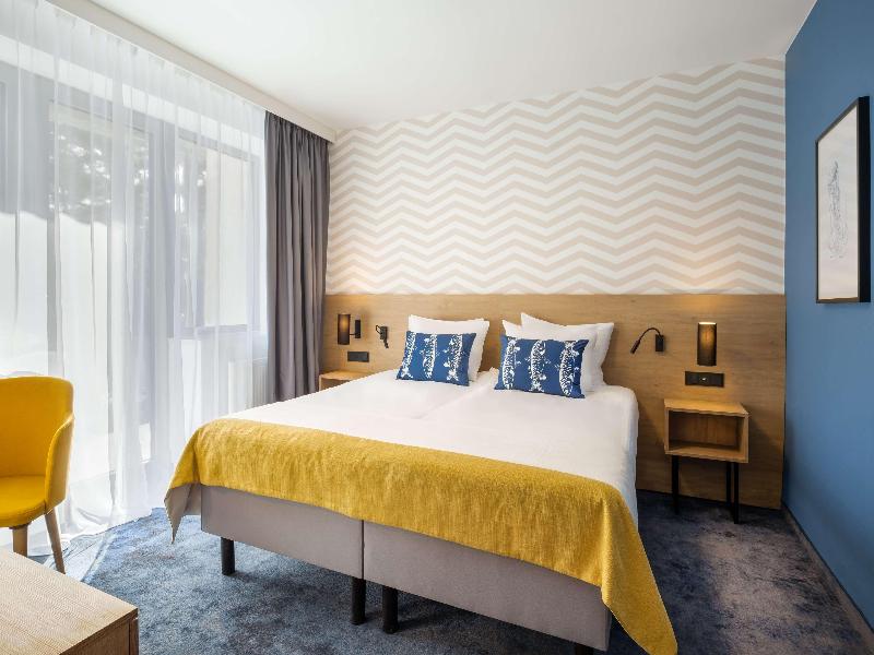 Best Western Hotel Jurata image