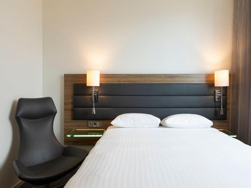 Moxy Aberdeen Airport image