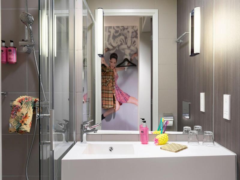 Moxy Aberdeen Airport image