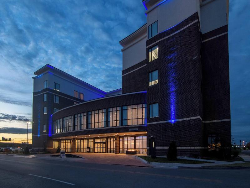 SpringHill Suites Oklahoma City Downtown/Bricktown image