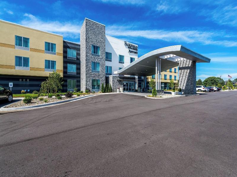 Fairfield Inn & Suites St. Joseph Stevensville image