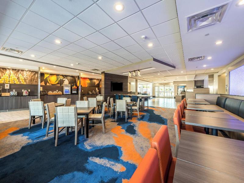 Fairfield Inn & Suites St. Joseph Stevensville image